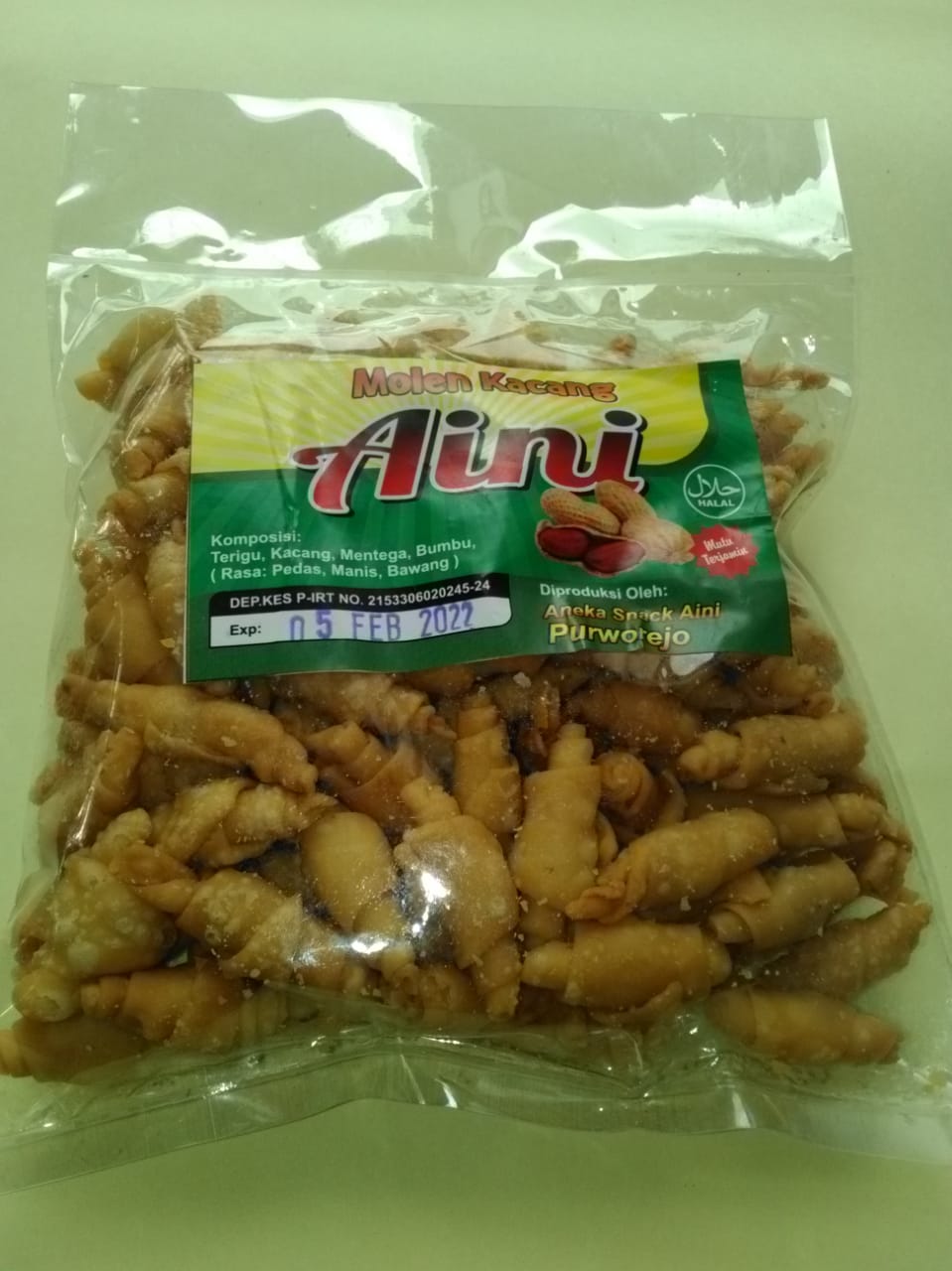 Molen Kacang Aini Pedas